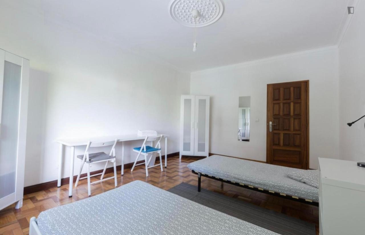 Asprela Guest House Porto Bagian luar foto