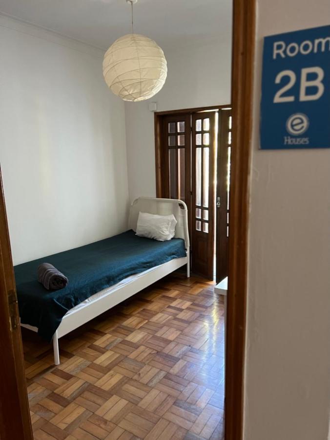 Asprela Guest House Porto Bagian luar foto