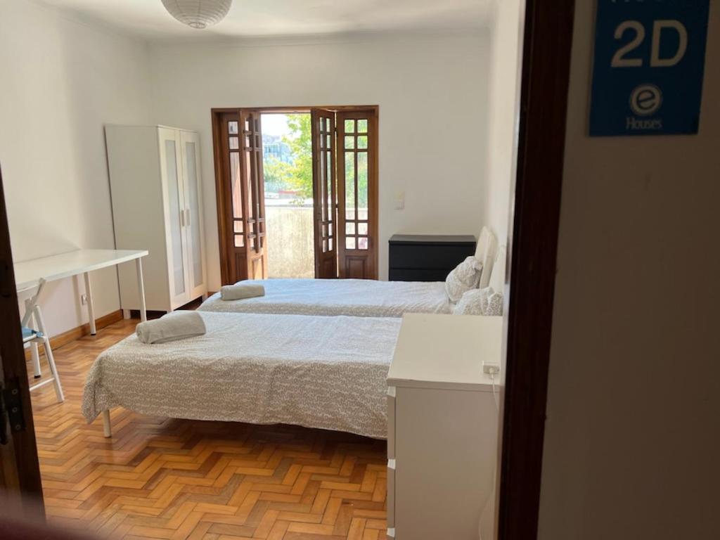 Asprela Guest House Porto Bagian luar foto