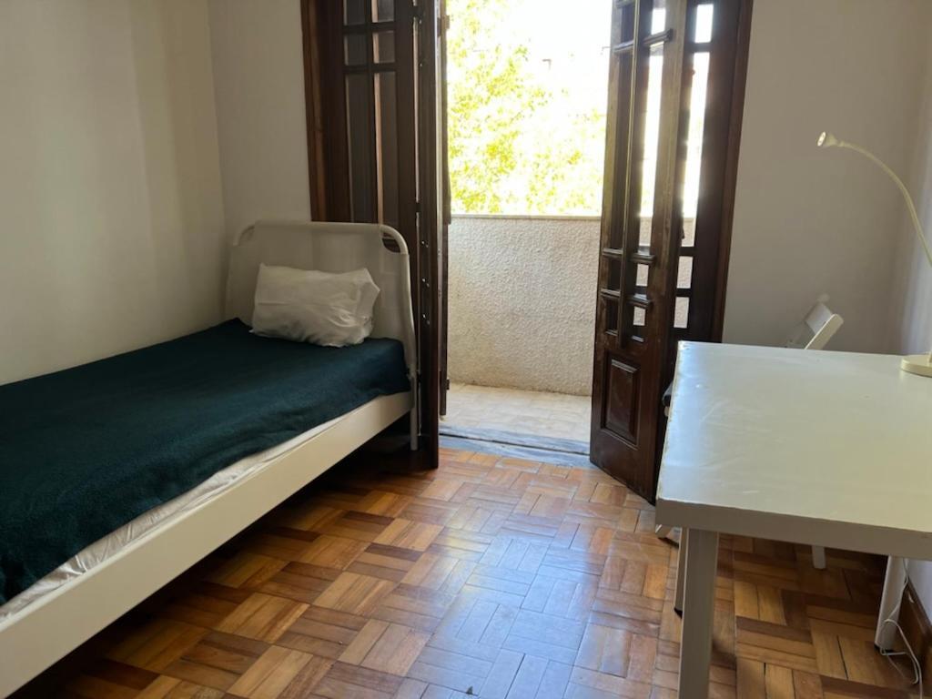 Asprela Guest House Porto Bagian luar foto